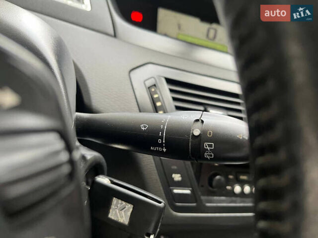 Черный Ситроен С4 Пикассо, объемом двигателя 1.6 л и пробегом 307 тыс. км за 5900 $, фото 23 на Automoto.ua