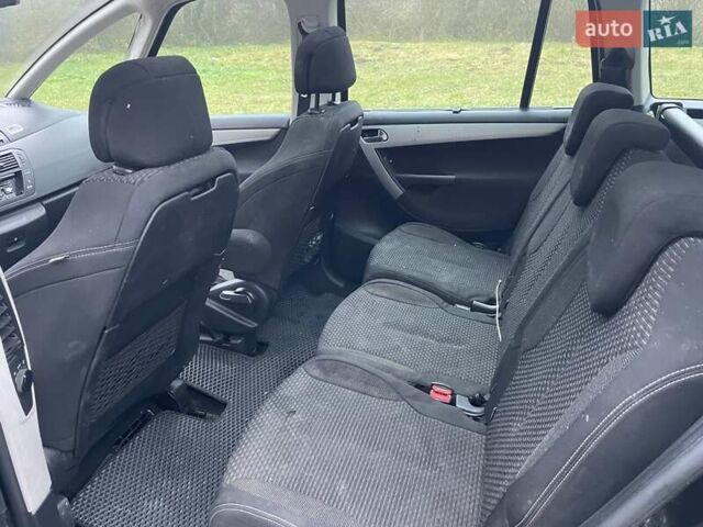 Чорний Сітроен С4 Пікассо, об'ємом двигуна 1.6 л та пробігом 250 тис. км за 5950 $, фото 3 на Automoto.ua