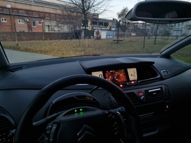 Чорний Сітроен С4 Пікассо, об'ємом двигуна 1.6 л та пробігом 293 тис. км за 4900 $, фото 9 на Automoto.ua