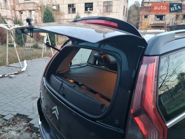 Чорний Сітроен С4 Пікассо, об'ємом двигуна 1.6 л та пробігом 293 тис. км за 4900 $, фото 4 на Automoto.ua
