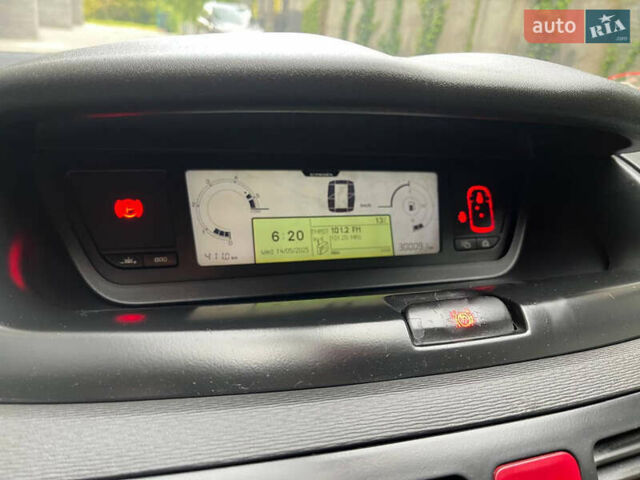 Черный Ситроен С4 Пикассо, объемом двигателя 1.6 л и пробегом 307 тыс. км за 5900 $, фото 22 на Automoto.ua