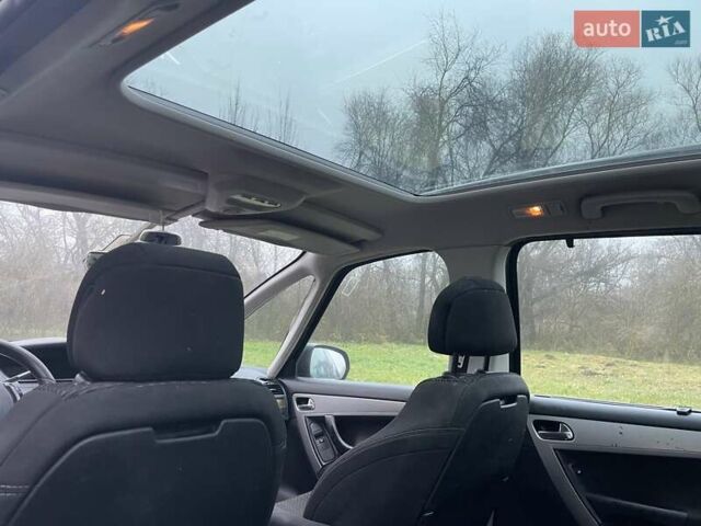 Чорний Сітроен С4 Пікассо, об'ємом двигуна 1.6 л та пробігом 250 тис. км за 5950 $, фото 4 на Automoto.ua