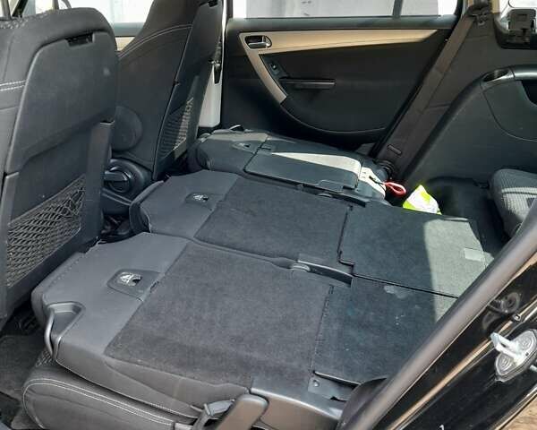 Чорний Сітроен С4 Пікассо, об'ємом двигуна 2 л та пробігом 250 тис. км за 6000 $, фото 1 на Automoto.ua