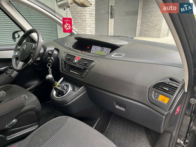 Черный Ситроен С4 Пикассо, объемом двигателя 1.6 л и пробегом 307 тыс. км за 5900 $, фото 27 на Automoto.ua