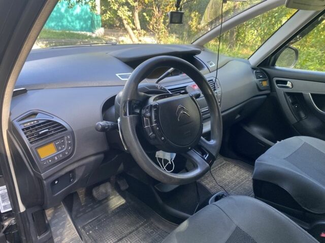 Черный Ситроен С4 Пикассо, объемом двигателя 1.6 л и пробегом 270 тыс. км за 4700 $, фото 6 на Automoto.ua