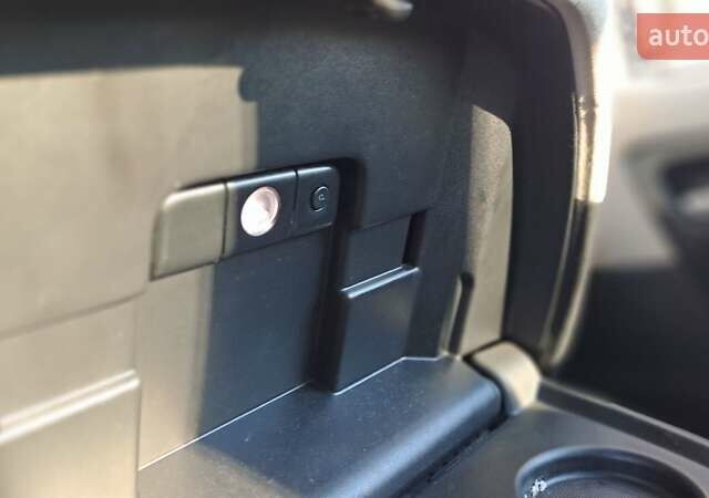 Чорний Сітроен С4 Пікассо, об'ємом двигуна 2 л та пробігом 215 тис. км за 6850 $, фото 29 на Automoto.ua