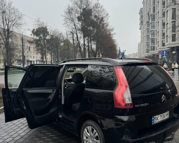 Черный Ситроен С4 Пикассо, объемом двигателя 1.6 л и пробегом 318 тыс. км за 4000 $, фото 12 на Automoto.ua