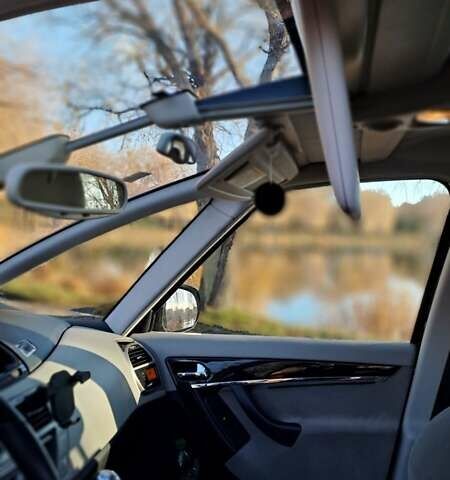 Чорний Сітроен С4 Пікассо, об'ємом двигуна 2 л та пробігом 215 тис. км за 6850 $, фото 22 на Automoto.ua