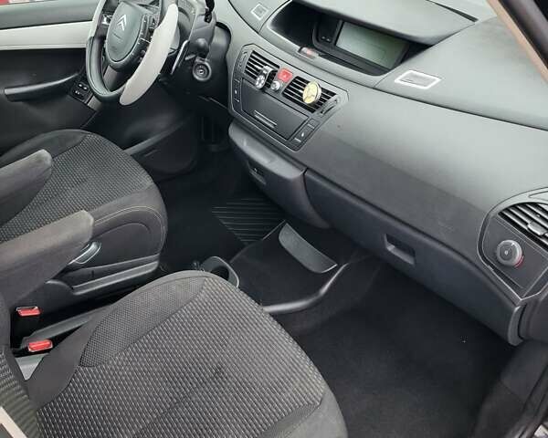 Черный Ситроен С4 Пикассо, объемом двигателя 1.56 л и пробегом 206 тыс. км за 5900 $, фото 14 на Automoto.ua