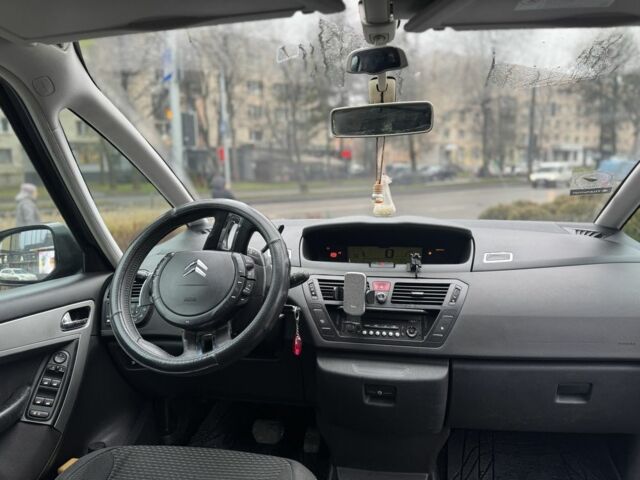 Черный Ситроен С4 Пикассо, объемом двигателя 1.6 л и пробегом 318 тыс. км за 3999 $, фото 11 на Automoto.ua