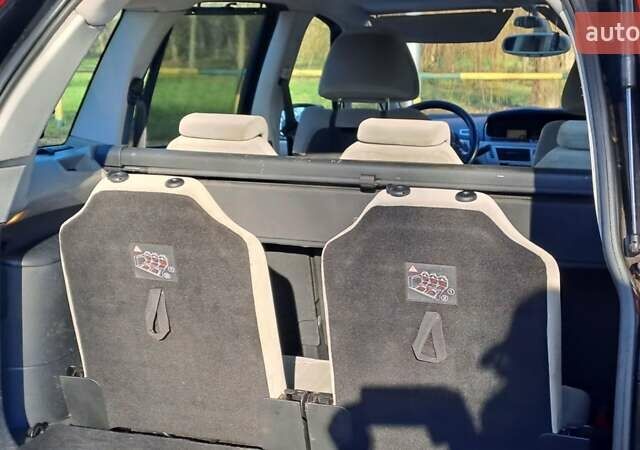 Чорний Сітроен С4 Пікассо, об'ємом двигуна 2 л та пробігом 215 тис. км за 6850 $, фото 42 на Automoto.ua