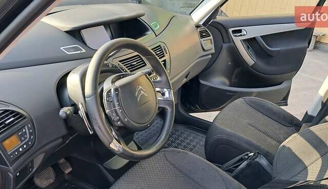 Чорний Сітроен С4 Пікассо, об'ємом двигуна 1.6 л та пробігом 345 тис. км за 5200 $, фото 2 на Automoto.ua