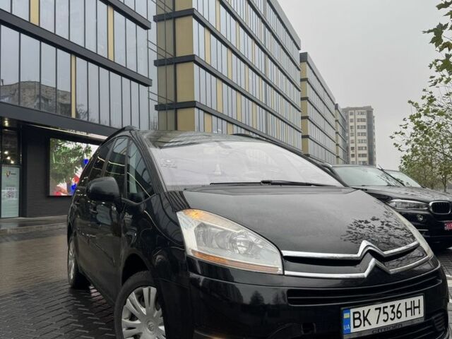 Черный Ситроен С4 Пикассо, объемом двигателя 1.6 л и пробегом 318 тыс. км за 3999 $, фото 1 на Automoto.ua