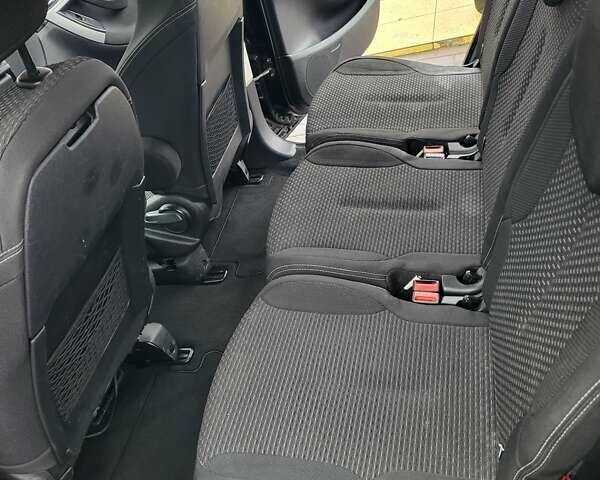 Черный Ситроен С4 Пикассо, объемом двигателя 1.56 л и пробегом 206 тыс. км за 5900 $, фото 6 на Automoto.ua