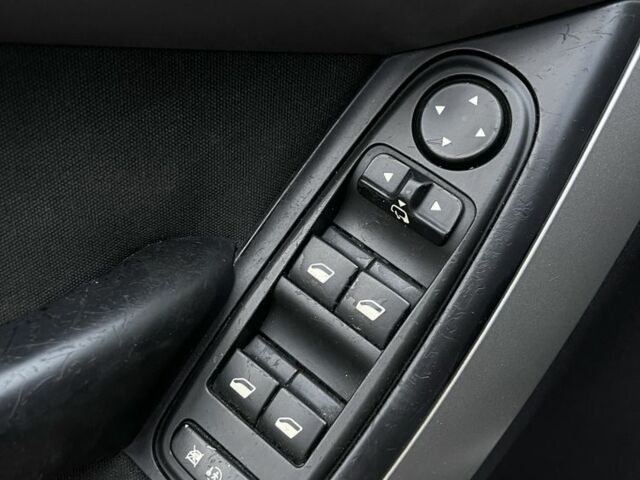 Чорний Сітроен С4 Пікассо, об'ємом двигуна 1.6 л та пробігом 312 тис. км за 5600 $, фото 7 на Automoto.ua