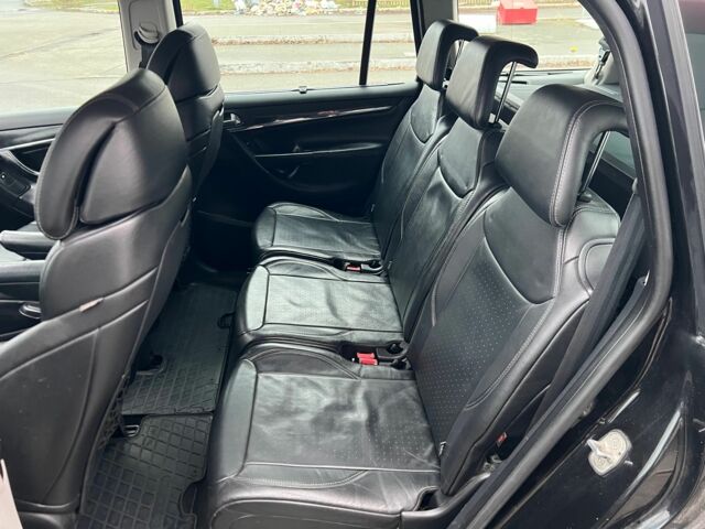 Чорний Сітроен С4 Пікассо, об'ємом двигуна 1.6 л та пробігом 200 тис. км за 5800 $, фото 13 на Automoto.ua