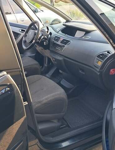 Чорний Сітроен С4 Пікассо, об'ємом двигуна 1.6 л та пробігом 345 тис. км за 5200 $, фото 3 на Automoto.ua