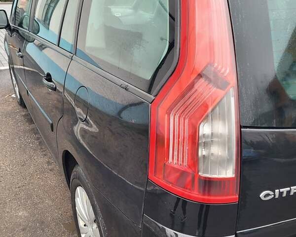 Черный Ситроен С4 Пикассо, объемом двигателя 1.56 л и пробегом 206 тыс. км за 5900 $, фото 24 на Automoto.ua