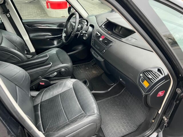 Чорний Сітроен С4 Пікассо, об'ємом двигуна 1.6 л та пробігом 200 тис. км за 5800 $, фото 9 на Automoto.ua