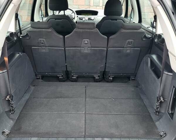 Черный Ситроен С4 Пикассо, объемом двигателя 1.56 л и пробегом 206 тыс. км за 5900 $, фото 13 на Automoto.ua