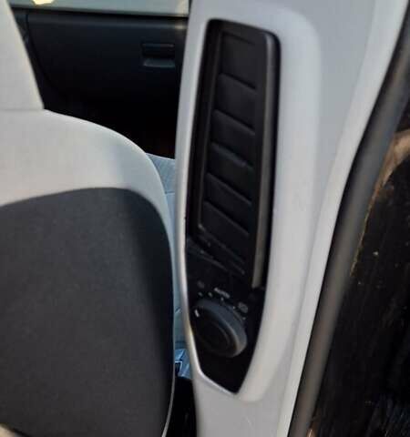 Чорний Сітроен С4 Пікассо, об'ємом двигуна 2 л та пробігом 215 тис. км за 6850 $, фото 38 на Automoto.ua