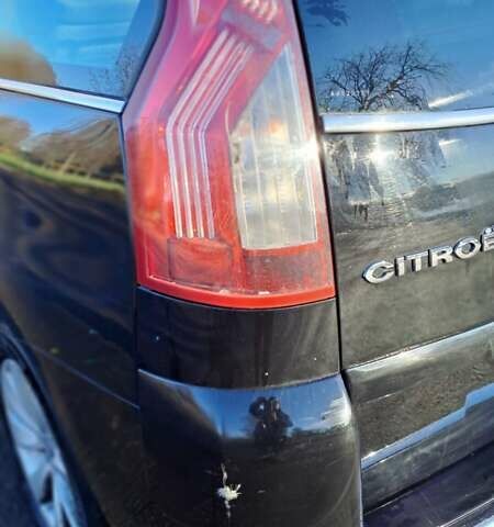 Чорний Сітроен С4 Пікассо, об'ємом двигуна 2 л та пробігом 215 тис. км за 6850 $, фото 15 на Automoto.ua