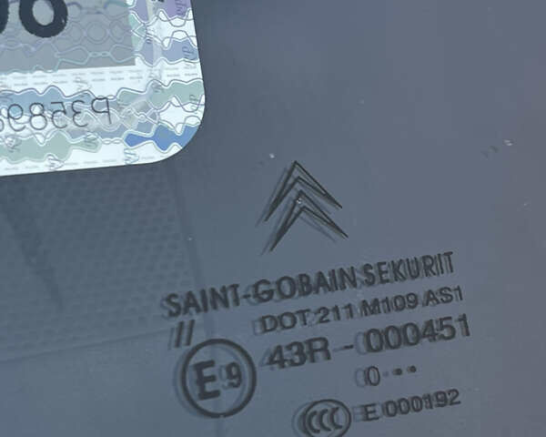 Черный Ситроен С4 Пикассо, объемом двигателя 1.56 л и пробегом 312 тыс. км за 5600 $, фото 17 на Automoto.ua