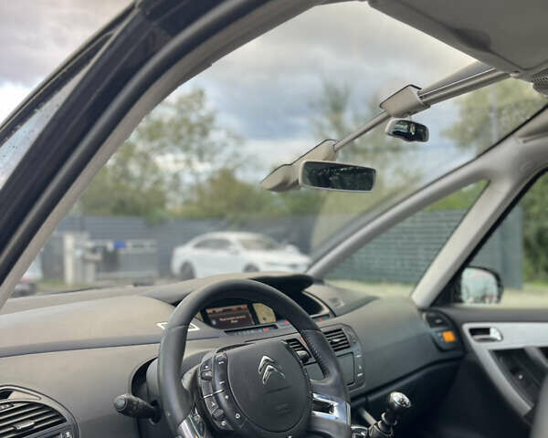 Черный Ситроен С4 Пикассо, объемом двигателя 1.63 л и пробегом 291 тыс. км за 6000 $, фото 9 на Automoto.ua