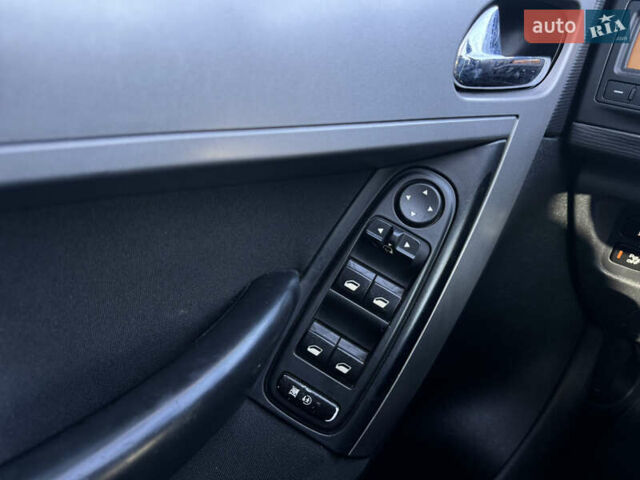 Чорний Сітроен С4 Пікассо, об'ємом двигуна 1.5 л та пробігом 258 тис. км за 7200 $, фото 11 на Automoto.ua
