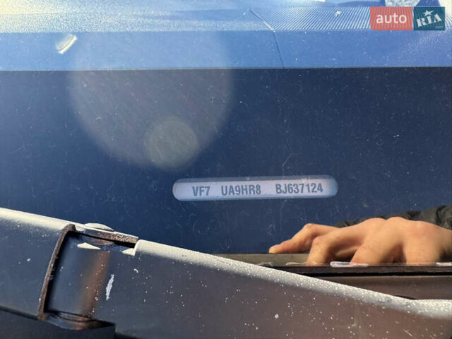 Чорний Сітроен С4 Пікассо, об'ємом двигуна 1.5 л та пробігом 258 тис. км за 7200 $, фото 24 на Automoto.ua