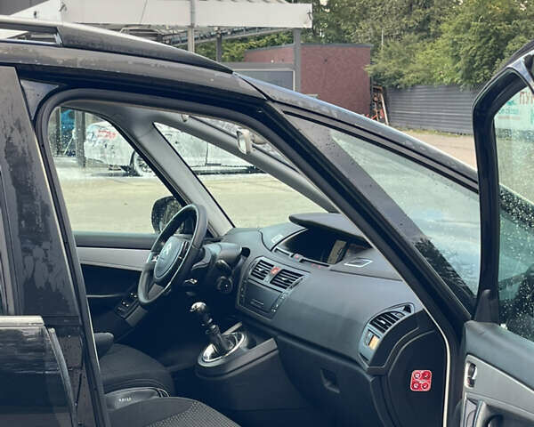 Черный Ситроен С4 Пикассо, объемом двигателя 1.63 л и пробегом 291 тыс. км за 6000 $, фото 13 на Automoto.ua