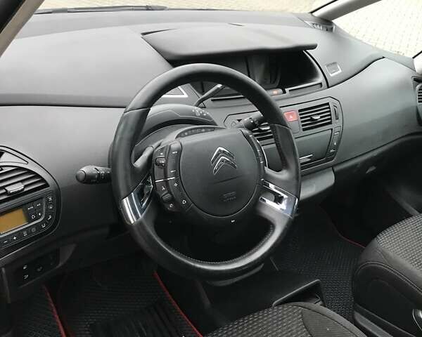 Черный Ситроен С4 Пикассо, объемом двигателя 1.56 л и пробегом 229 тыс. км за 6900 $, фото 19 на Automoto.ua