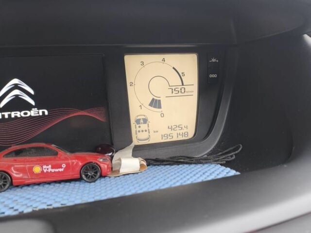 Черный Ситроен С4 Пикассо, объемом двигателя 1.6 л и пробегом 195 тыс. км за 8300 $, фото 4 на Automoto.ua