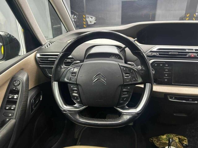 Чорний Сітроен С4 Пікассо, об'ємом двигуна 1.6 л та пробігом 240 тис. км за 10500 $, фото 9 на Automoto.ua