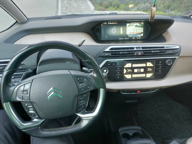 Чорний Сітроен С4 Пікассо, об'ємом двигуна 1.6 л та пробігом 235 тис. км за 9900 $, фото 7 на Automoto.ua