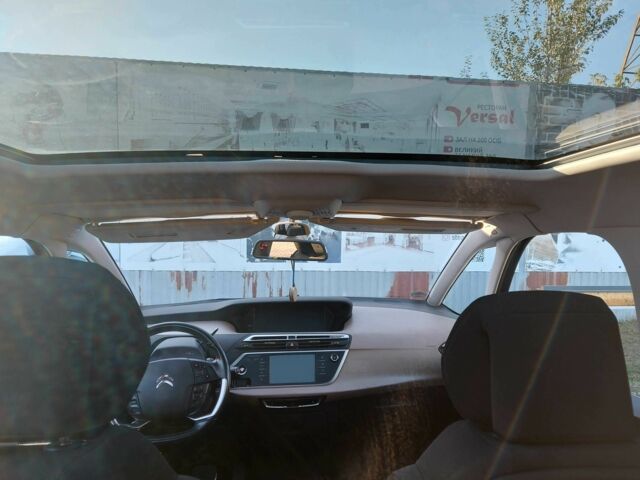 Чорний Сітроен С4 Пікассо, об'ємом двигуна 1.6 л та пробігом 235 тис. км за 9900 $, фото 2 на Automoto.ua