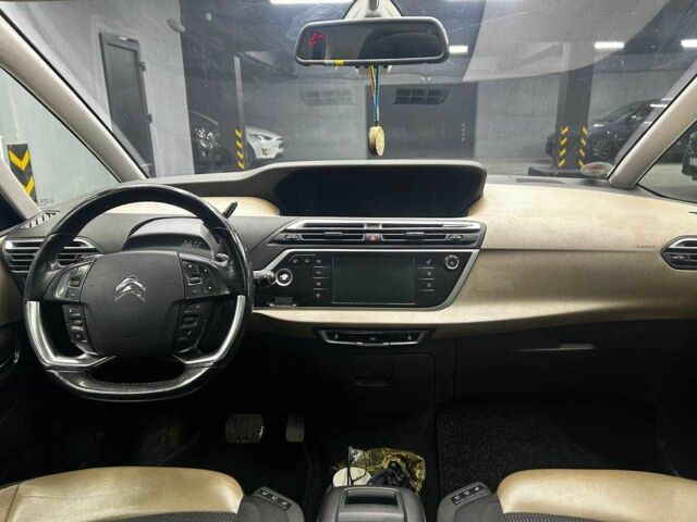 Чорний Сітроен С4 Пікассо, об'ємом двигуна 1.6 л та пробігом 240 тис. км за 10500 $, фото 8 на Automoto.ua