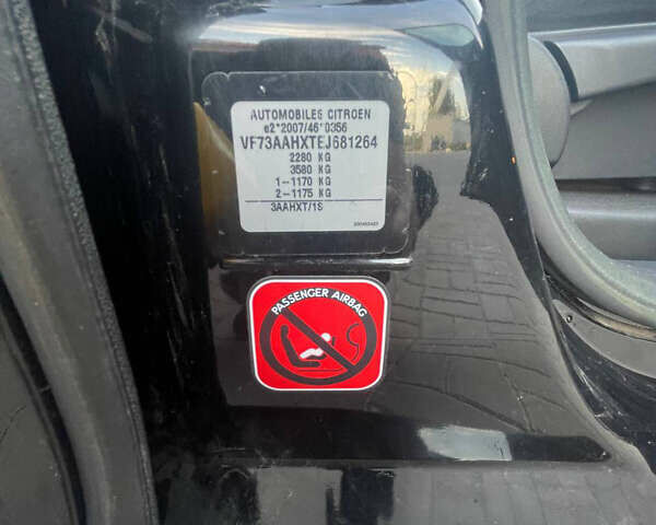 Чорний Сітроен С4 Пікассо, об'ємом двигуна 2 л та пробігом 260 тис. км за 11000 $, фото 25 на Automoto.ua