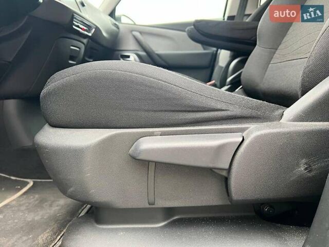 Черный Ситроен С4 Пикассо, объемом двигателя 1.6 л и пробегом 272 тыс. км за 11390 $, фото 19 на Automoto.ua