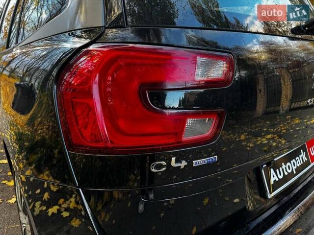 Ситроен С4 Пикассо 2015 в Киеве на Automoto.ua Черный Ситроен С4 Пикассо, объемом двигателя 2 л и пробегом 283 тыс. км за 10490 $, фото 6 на Automoto.ua