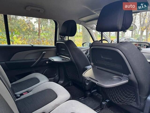 Ситроен С4 Пикассо 2015 в Киеве на Automoto.ua Черный Ситроен С4 Пикассо, объемом двигателя 2 л и пробегом 283 тыс. км за 10490 $, фото 24 на Automoto.ua