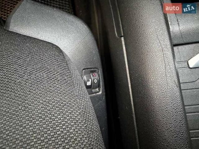 Ситроен С4 Пикассо 2015 в Киеве на Automoto.ua Черный Ситроен С4 Пикассо, объемом двигателя 2 л и пробегом 283 тыс. км за 10490 $, фото 18 на Automoto.ua