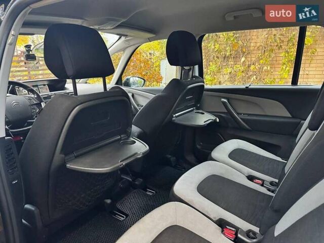 Ситроен С4 Пикассо 2015 в Киеве на Automoto.ua Черный Ситроен С4 Пикассо, объемом двигателя 2 л и пробегом 283 тыс. км за 10490 $, фото 22 на Automoto.ua