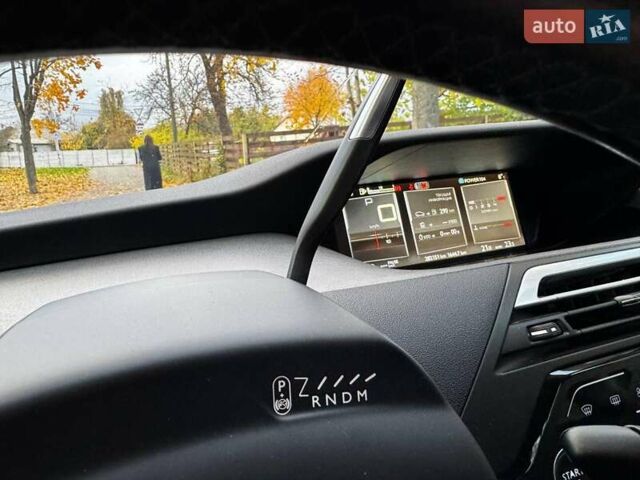Ситроен С4 Пикассо 2015 в Киеве на Automoto.ua Черный Ситроен С4 Пикассо, объемом двигателя 2 л и пробегом 283 тыс. км за 10490 $, фото 11 на Automoto.ua