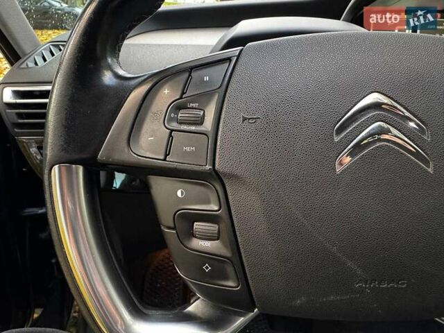 Ситроен С4 Пикассо 2015 в Киеве на Automoto.ua Черный Ситроен С4 Пикассо, объемом двигателя 2 л и пробегом 283 тыс. км за 10490 $, фото 13 на Automoto.ua