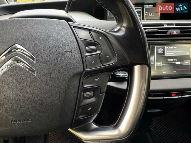 Ситроен С4 Пикассо 2015 в Киеве на Automoto.ua Черный Ситроен С4 Пикассо, объемом двигателя 2 л и пробегом 283 тыс. км за 10490 $, фото 12 на Automoto.ua