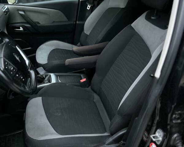 Черный Ситроен С4 Пикассо, объемом двигателя 1.56 л и пробегом 233 тыс. км за 7999 $, фото 20 на Automoto.ua