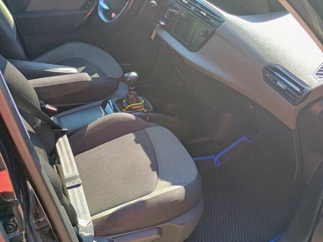 Черный Ситроен С4 Пикассо, объемом двигателя 1.6 л и пробегом 194 тыс. км за 15000 $, фото 17 на Automoto.ua