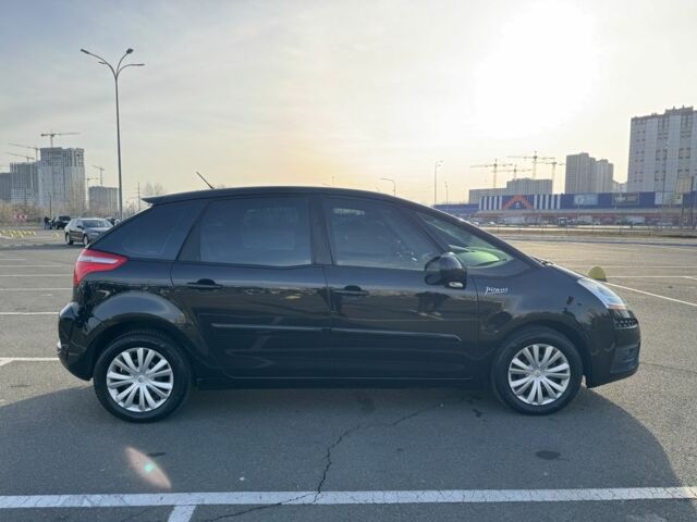 Чорний Сітроен С4 Пікассо, об'ємом двигуна 1.6 л та пробігом 250 тис. км за 6200 $, фото 2 на Automoto.ua