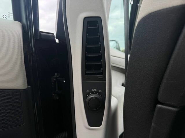 Черный Ситроен С4 Пикассо, объемом двигателя 1.7 л и пробегом 210 тыс. км за 6999 $, фото 16 на Automoto.ua